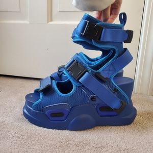Alt Chunky Platform Sandals